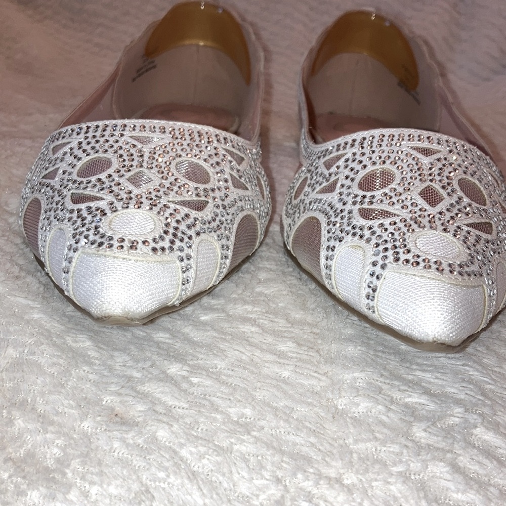 Pointed Toe Silver Women's Flats with Decorative Cutouts - Picture 6 of 6